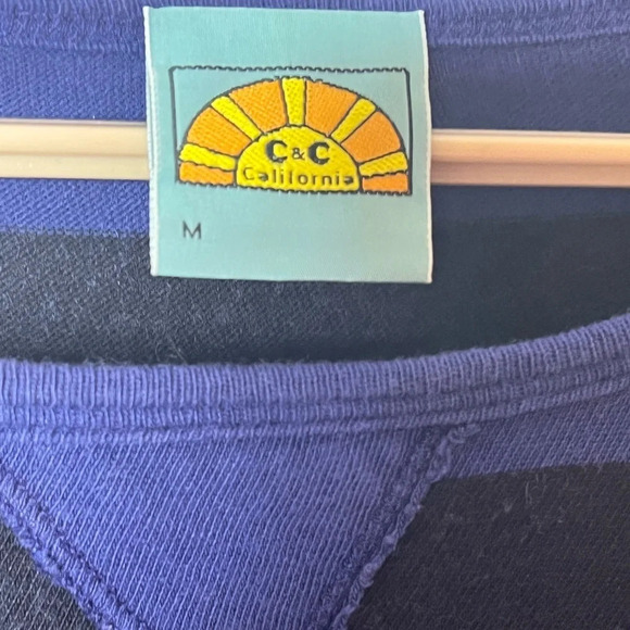 C&C California light weight sweater. Striped blue sweater. Size Medium - Picture 6 of 6